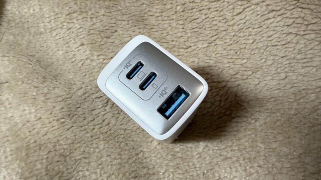 アンカーの 充電器