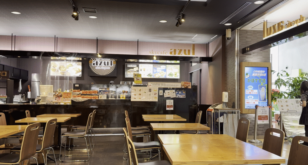大分空港内のカフェsky cafe azul