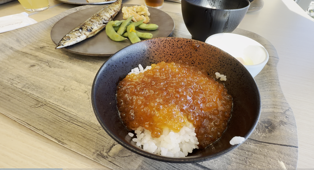 杉乃井ホテル星館13階の展望レストランの新鮮な魚介